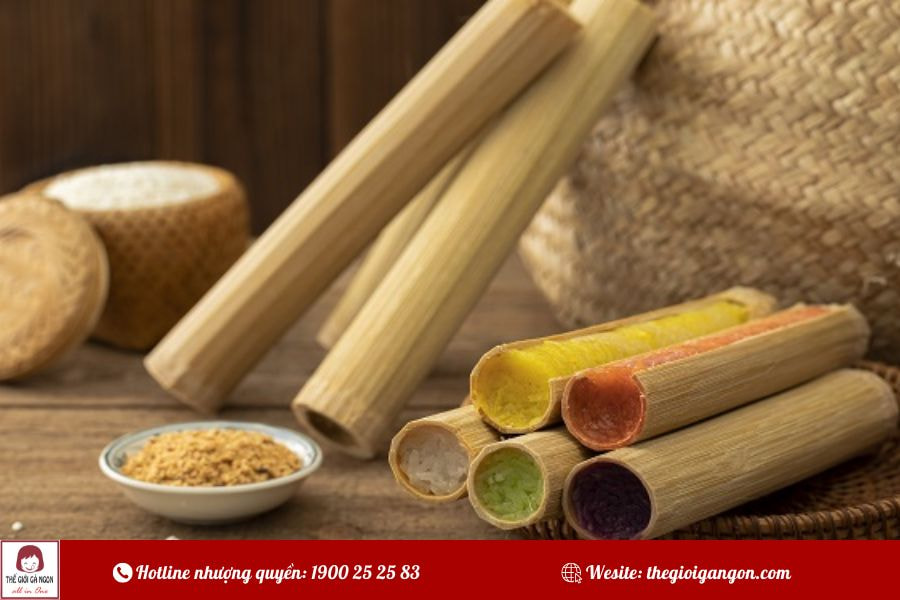 Gà nướng cơm lam rau rừng tinh hoa ẩm thực Tây Bắc