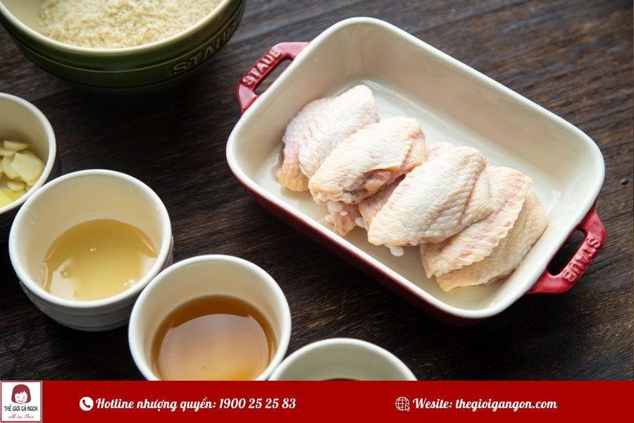 Cách làm cánh gà nướng lò vi sóng vàng giòn thơm phức