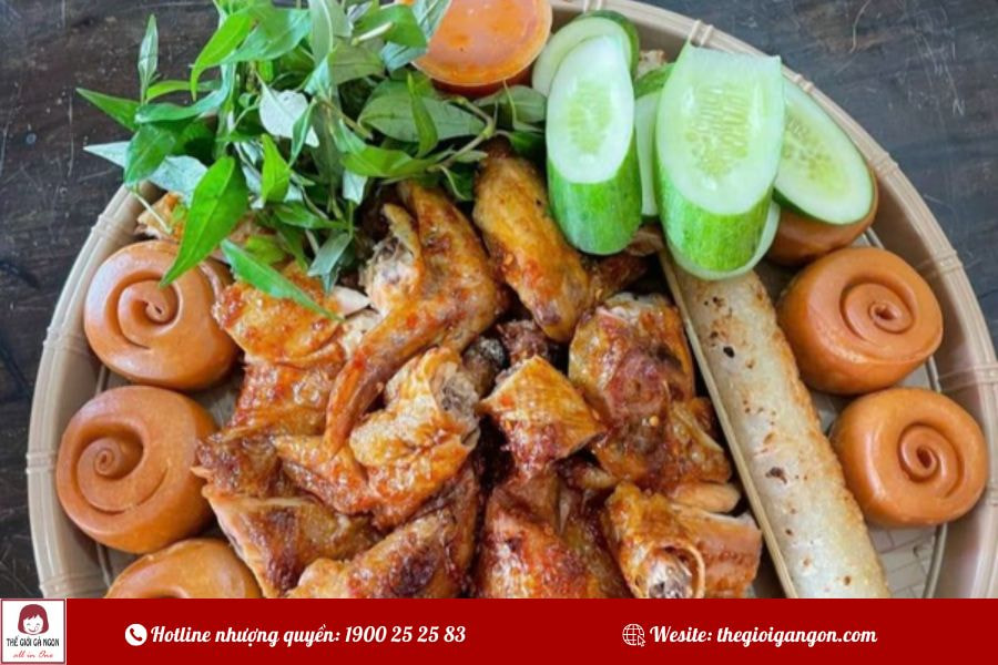 Đi đâu ăn cơm lam gà nướng Sài Gòn ngon đúng vị núi rừng?
