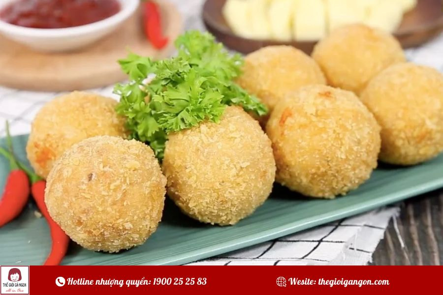 3 công thức làm gà viên chiên nước mắm, chua ngọt, chiên xù