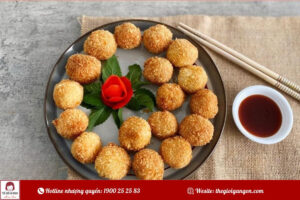 3 công thức làm gà viên chiên nước mắm, chua ngọt, chiên xù