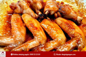 Món cánh gà chiên giòn sốt me khiến cả nhà mê mẩn