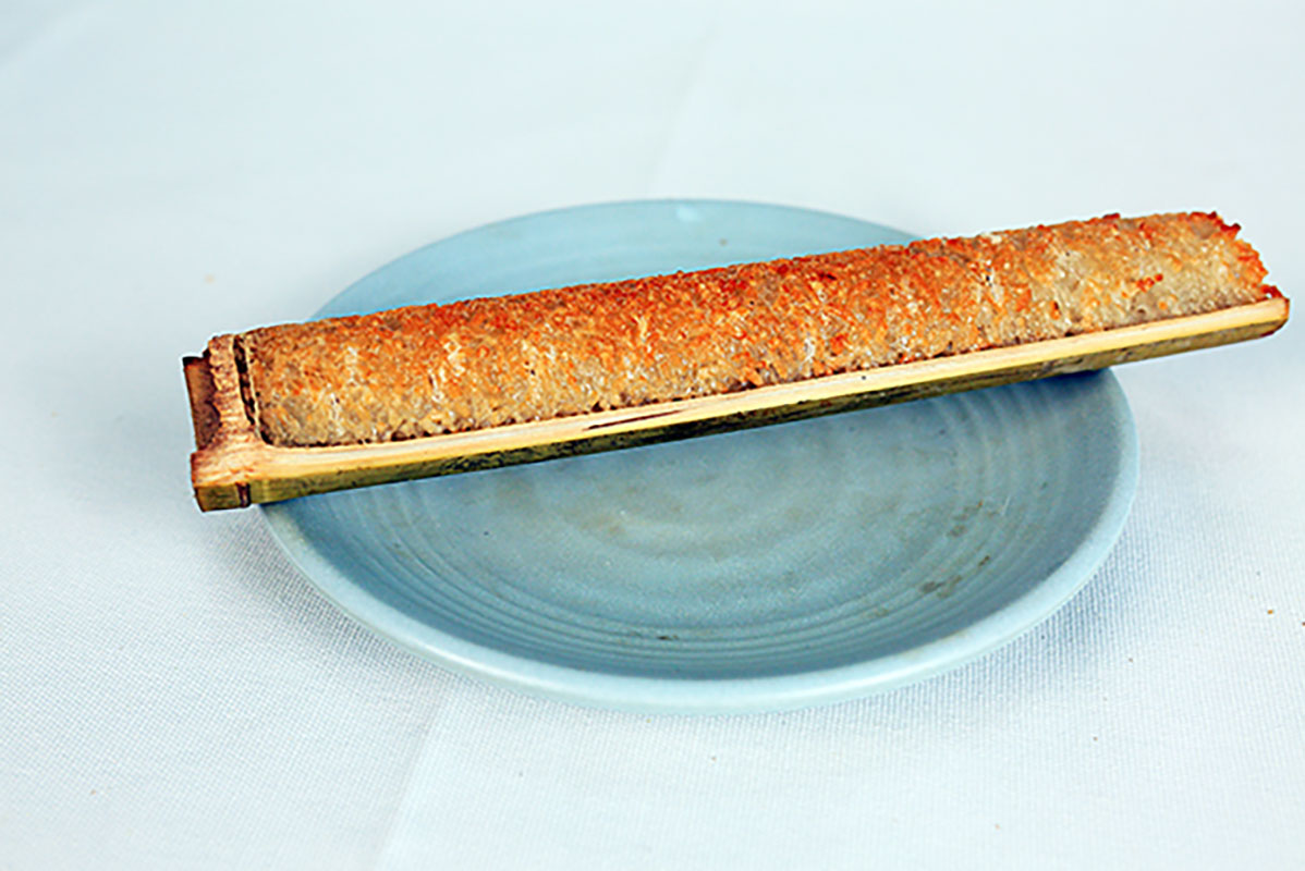 Cơm lam sử dụng trong gà nướng a cay combo 1