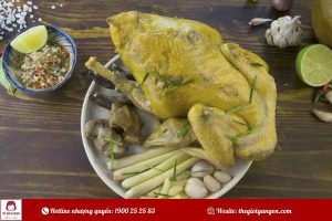 Cách làm gà hấp muối Hồng Kong thơm mềm khó cưỡng