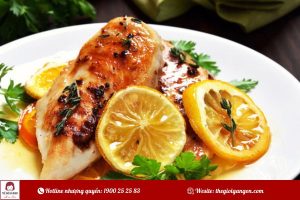 Ức gà áp chảo sốt cam thanh nhẹ cho người Eat Clean