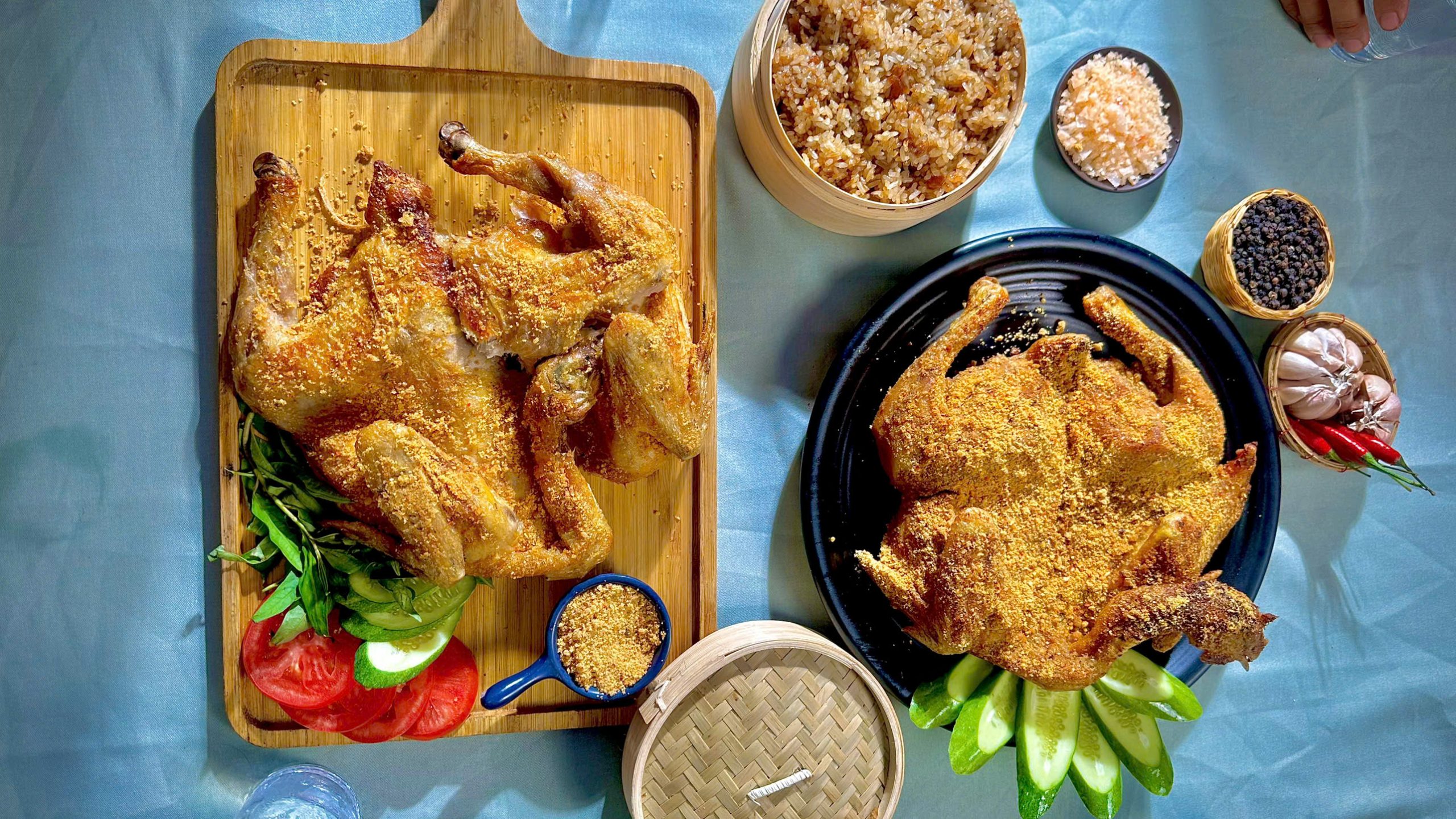 Đặc sản gà nướng Hồng Kong tại Thế Giới Gà Ngon